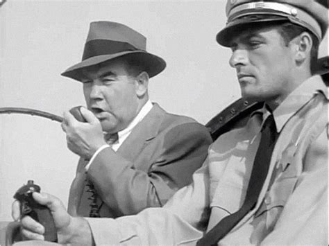  Highway Patrol - Actionreiche Polizeiserie mit Roy Huggins und Broderick Crawford!